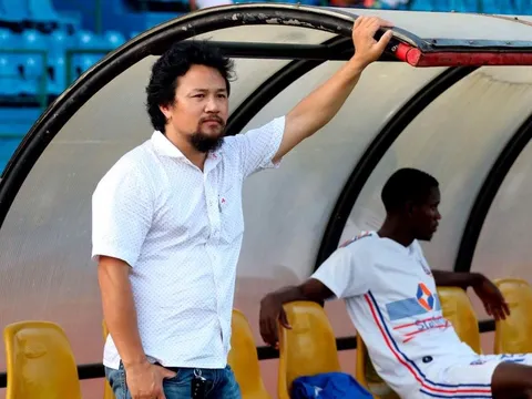 ‘Nhiều CLB V-League coi người đại diện như kẻ trục lợi’