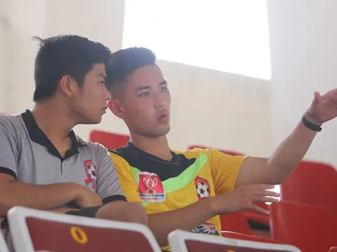 Tâm sự của một cầu thủ Việt kiều thất bại tại V-League