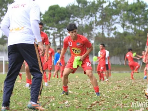 Công Phượng được chăm sóc đặc biệt trước trận gặp Hải Phòng