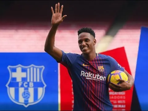 Pique chấn thương, cờ đến tay Yerry Mina?