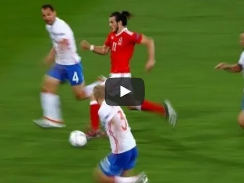 20 pha bứt tốc thần thánh của Gareth Bale