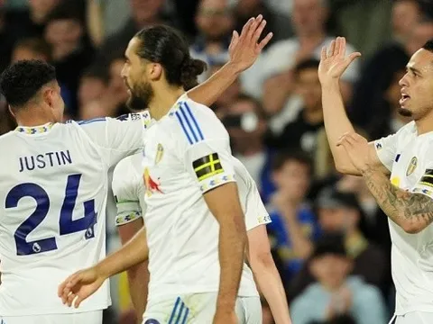 Calvert-Lewin tỏa sáng, Leeds United tiến sát vé trụ hạng Ngoại hạng Anh