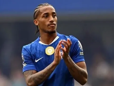 Tin đồn chuyển nhượng sáng 2/5: Barca săn Joao Pedro; Bayern liên hệ Gordon