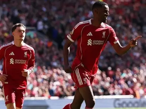 Không Salah, Isak và Wirtz liệu có gánh vác nổi Liverpool?