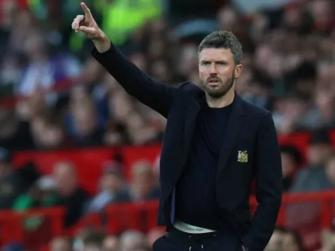 Michael Carrick tiết lộ bài học đắt giá sau hai thất bại của MU