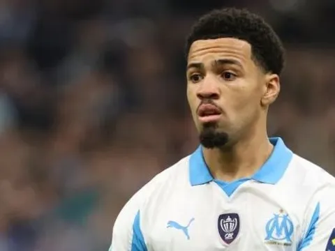 Arteta ủng hộ quyết định trừng phạt Nwaneri tại Marseille