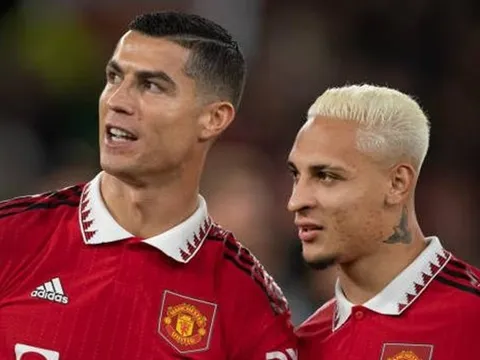 Antony phủ nhận việc Ronaldo kiêu ngạo tại Man Utd