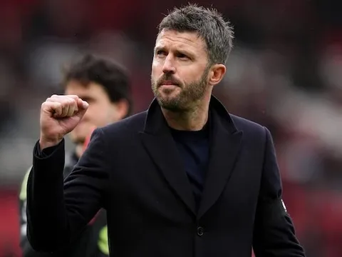 Romano xác nhận MU xem Carrick là ứng viên số 1