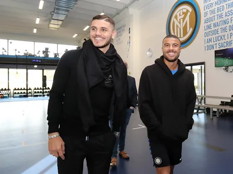 Rafinha vui như mở hội trong ngày ra mắt Inter