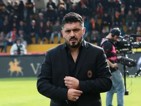 21h00 ngày 06/01, AC Milan vs Crotone: Những vị tướng khốn khổ