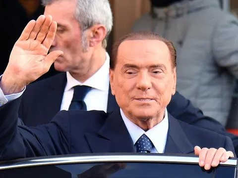 Berlusconi: "Milan đang đi ngược lại với truyền thống"