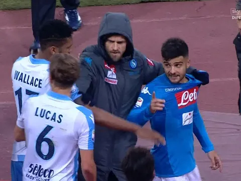 Insigne nổi trận lôi đình đòi tẩn cựu sao Liverpool