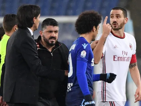Cận cảnh khoảnh khắc Bonucci choảng nhau nảy lửa với Inzaghi