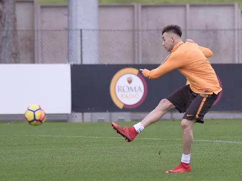 Các chân sút Roma "lên nòng", sẵn sàng đại chiến với Inter