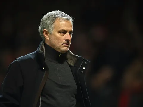 Mourinho làm MU mất chất, xứng đáng bị sa thải