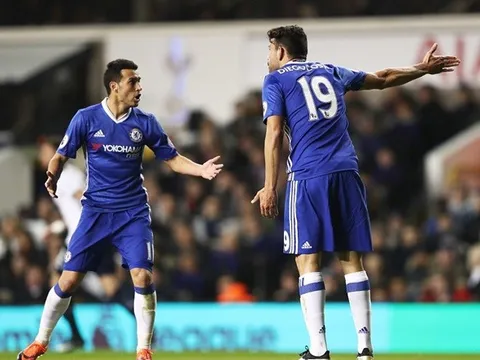 Willian lập "cú đúp" cột dọc, Chelsea đánh rơi chiến thắng trên sân nhà