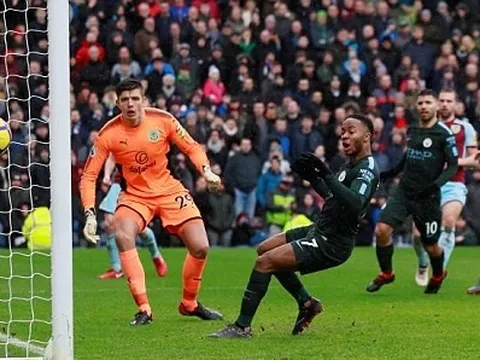 5 điểm nhấn Burnley 1-1 Man City: Cái giá của sự chủ quan