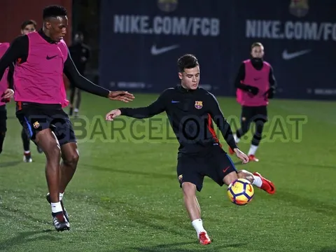 Coutinho có buổi tập đầu tiên cùng toàn đội