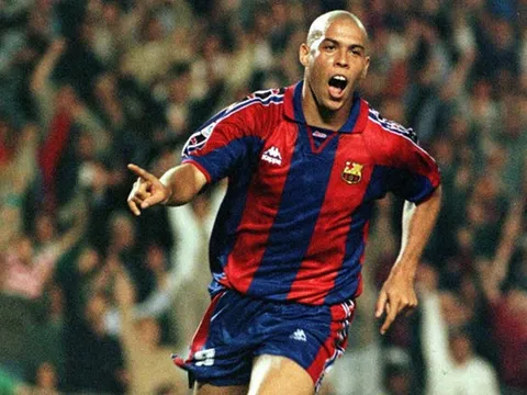 Barca và thất bại trong việc tái hợp với Ronaldo