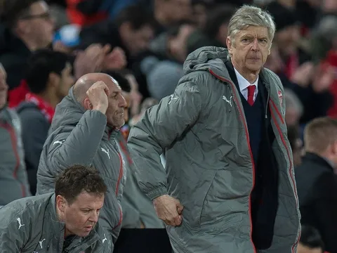 5 điểm nhấn Liverpool 3-1 Arsenal: Sự tuyệt vọng của Pháo thủ