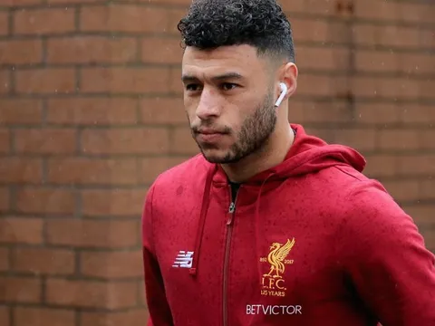 Chamberlain cãi lời Klopp vì nghĩ mình là cầu thủ Arsenal?
