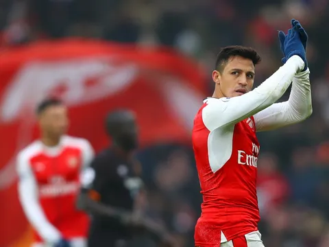 HLV Tim Sherwood khẳng định Sanchez sẽ đến Man City