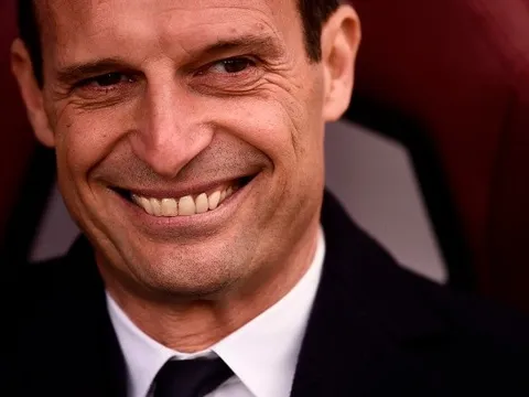 Allegri cười mãn nguyện sau chiến thắng ở trận derby
