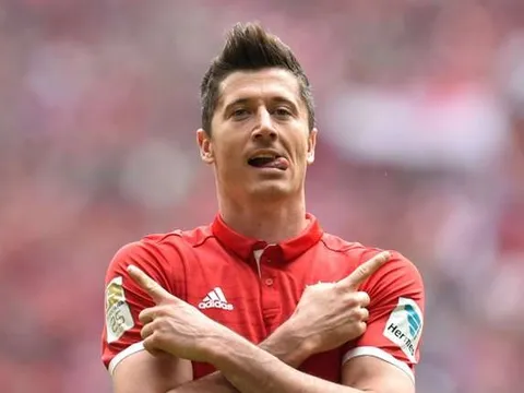 Ancelotti: "Lewandowski lập hat-trick là quá bình thường"