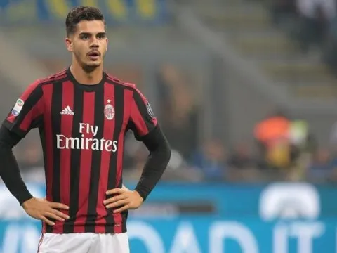 Andre Silva - Tài năng bị chôn vùi ở Milan