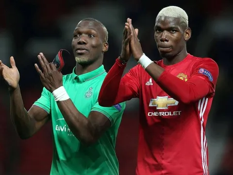 Anh em nhà Pogba thân mật trong ngày Ibra lập hat-trick