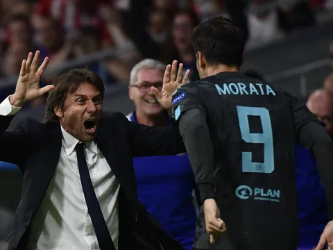Antonio Conte, người dành cả thanh xuân để... sai