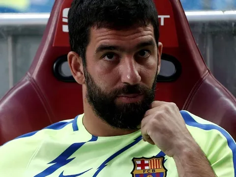 Arda Turan - Chào mừng đến Basaksehir FK
