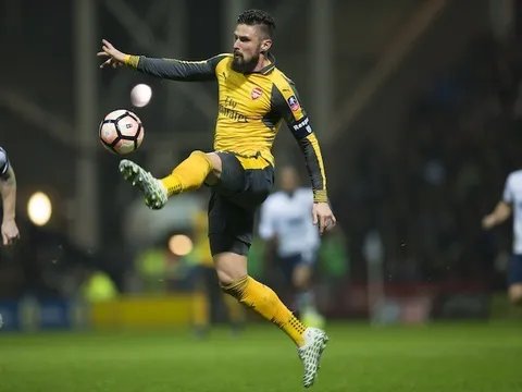 'Arsenal đá hiệp 1 quá tồi'