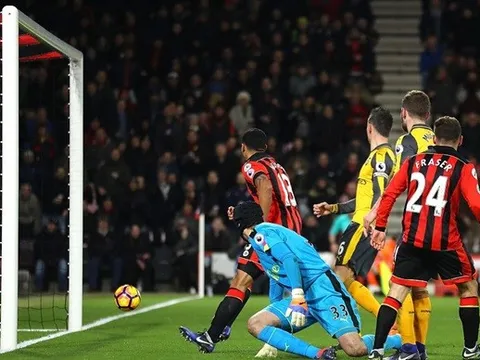 Arsenal điêu đứng vì hàng thủ lỏng lẻo
