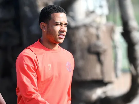 Bán Depay, Mourinho tuyên bố không mua sắm