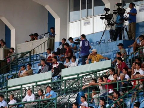 Bản quyền truyền hình V-League vẫn khó bán