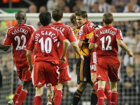 Bàn thắng kinh điển: Xabi Alonso vs Newcastle