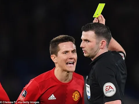 Bản tin BongDa ngày 14-03 | Michael Oliver "gián tiếp" loại M.U