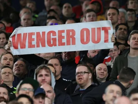 Bản tin BongDa ngày 19-03 | Thua tan nát, Wenger ngày càng rời xa Arsenal