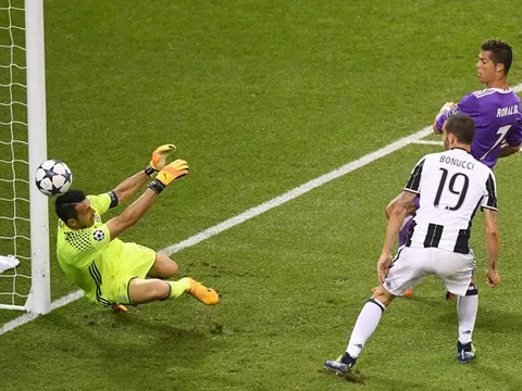 Báo Italy: Ronaldo, lại là anh?