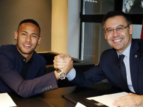 Barca phủ nhận đưa Neymar trở lại Nou Camp