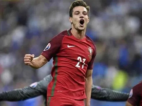 Barca săn sao Southampton