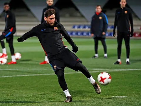 Barca tập sung sức, Coutinho chưa thể xung trận