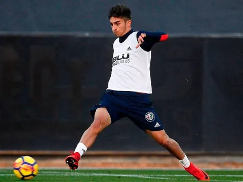 Barca và Real đại chiến vì Torres