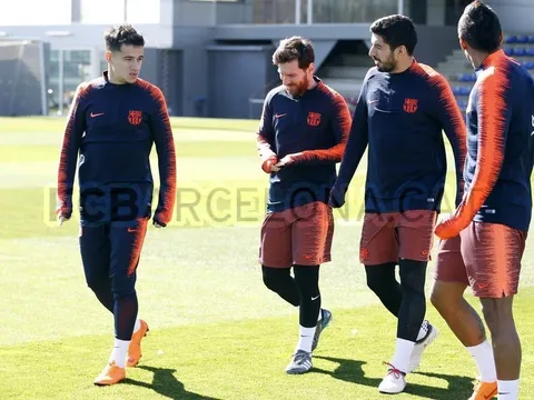 Barcelona tập nhẹ, chờ tái đấu Chelsea