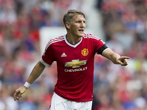 Bastian Schweinsteiger trong "chuyến tàu hoàng hôn"