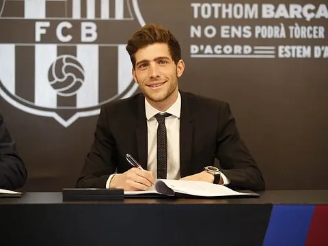 'Báu vật' La Masia CHÍNH THỨC gia hạn với Barcelona