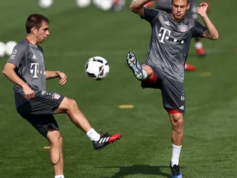 Bayern đá tập máu lửa như thật tại Doha