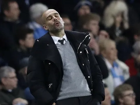 Bế tắc hoàn toàn trước Stoke, Man City bị Chelsea bỏ xa đến 10 điểm