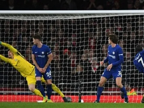Bellerin lập siêu phẩm phút bù giờ, Arsenal thoát thua ở derby London